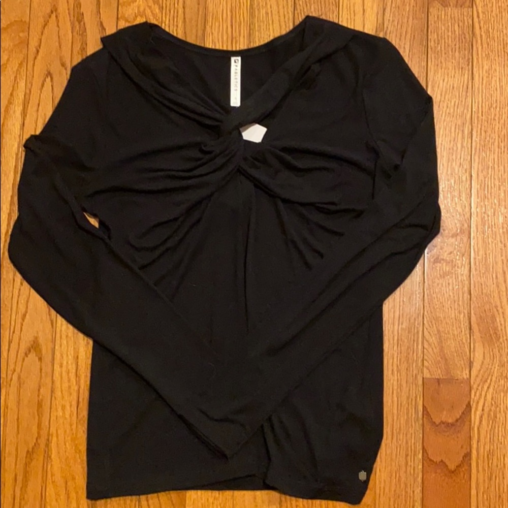BN Criss Cross Top